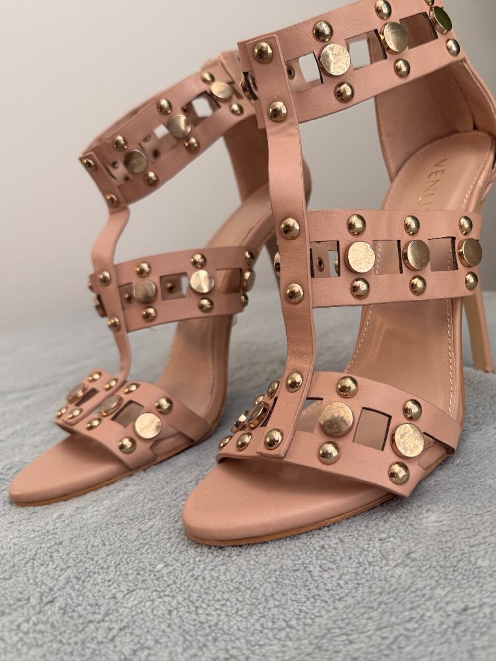 Venus Studded Gladiator Heels Blush Gold Sz 9